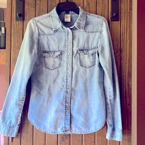 Denim snap shirt